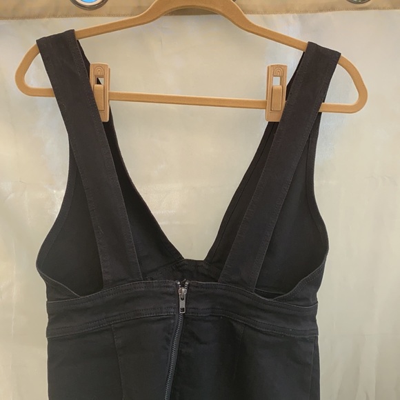 Nicely Fitted Jean Dress - Picture 3 of 6